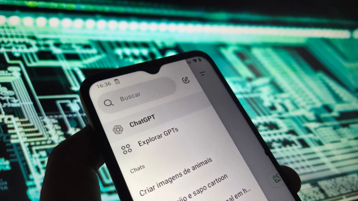 OpenAI lança GPT-6 Astra com capacidade crítica de cibersegurança e novos poderes de agência autônoma.